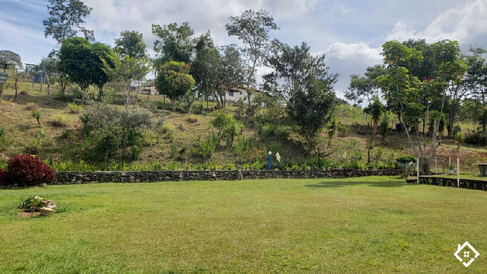 Minas Gerais 35450-069, ,Sítio,Para Venda,1003